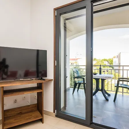 App Silverstar 2 By Interhome * Вир